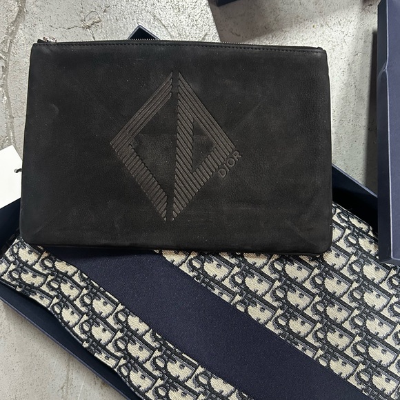 Christin Dior home wear kit. brand new very rare also comes with small tote bag - Picture 5 of 7